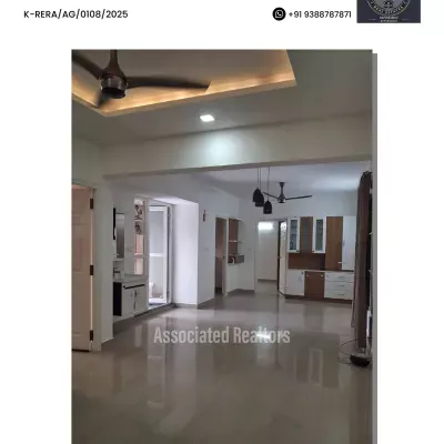 Fully Furnished 2BHK Flat in Edappally, Ernakulam For Sale in South Kalamassery