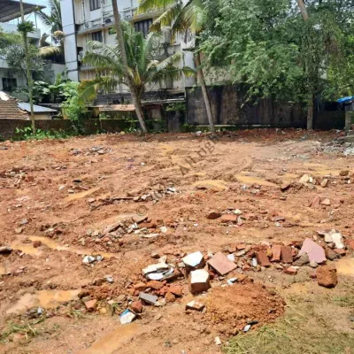 Plot For Sale Near Ernakulam South Railway Station- 18 Cents of Prime Commercial Land in Ravipuram