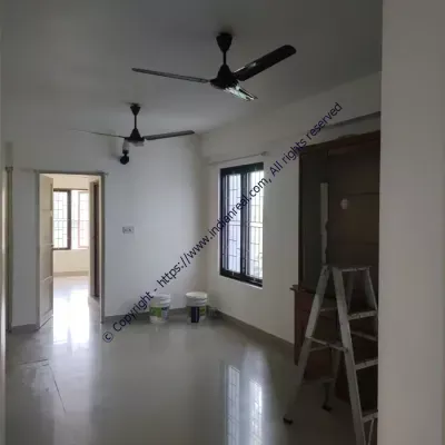 Spacious Apartment for sale at Ponnurunni Vyttila Ernakulam 3BHK 1545 sqft 68 Lakhs in Chambakkara