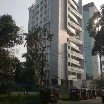 Premium 3BHK Apartment for Sale – Meridian Tower Eleven, Maradu, Kochi Ernakulam in Kundanoor