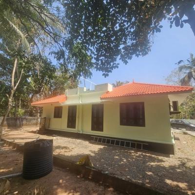 3BHk House in Mayyanad For Sale 2700 Sq ft in Panayil Junction
