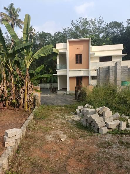 5 cents plot for sale. 55 lakhs near Medical College Kolenchery - 150 meters from the highway