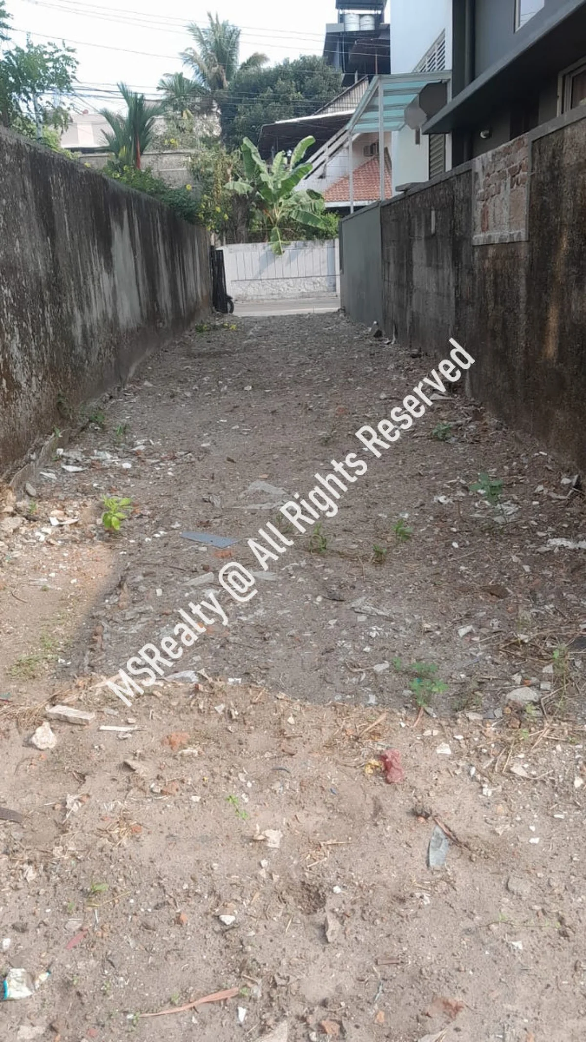 Prime residential land in the most desirable area of Kaloor, Kochi. image 5