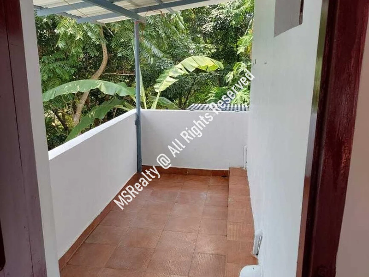 2000 Sq ft 4 BHK Villa for Sale at Arakunnam, Ernakulam image 6